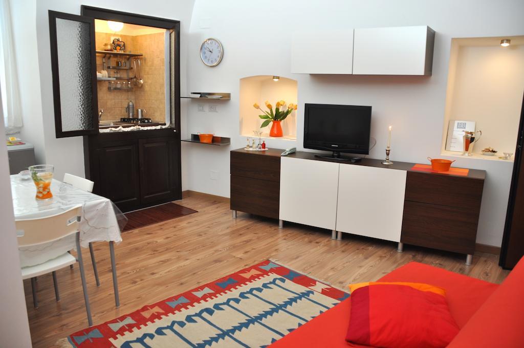Gli Avi Hotell Casamassima Exteriör bild